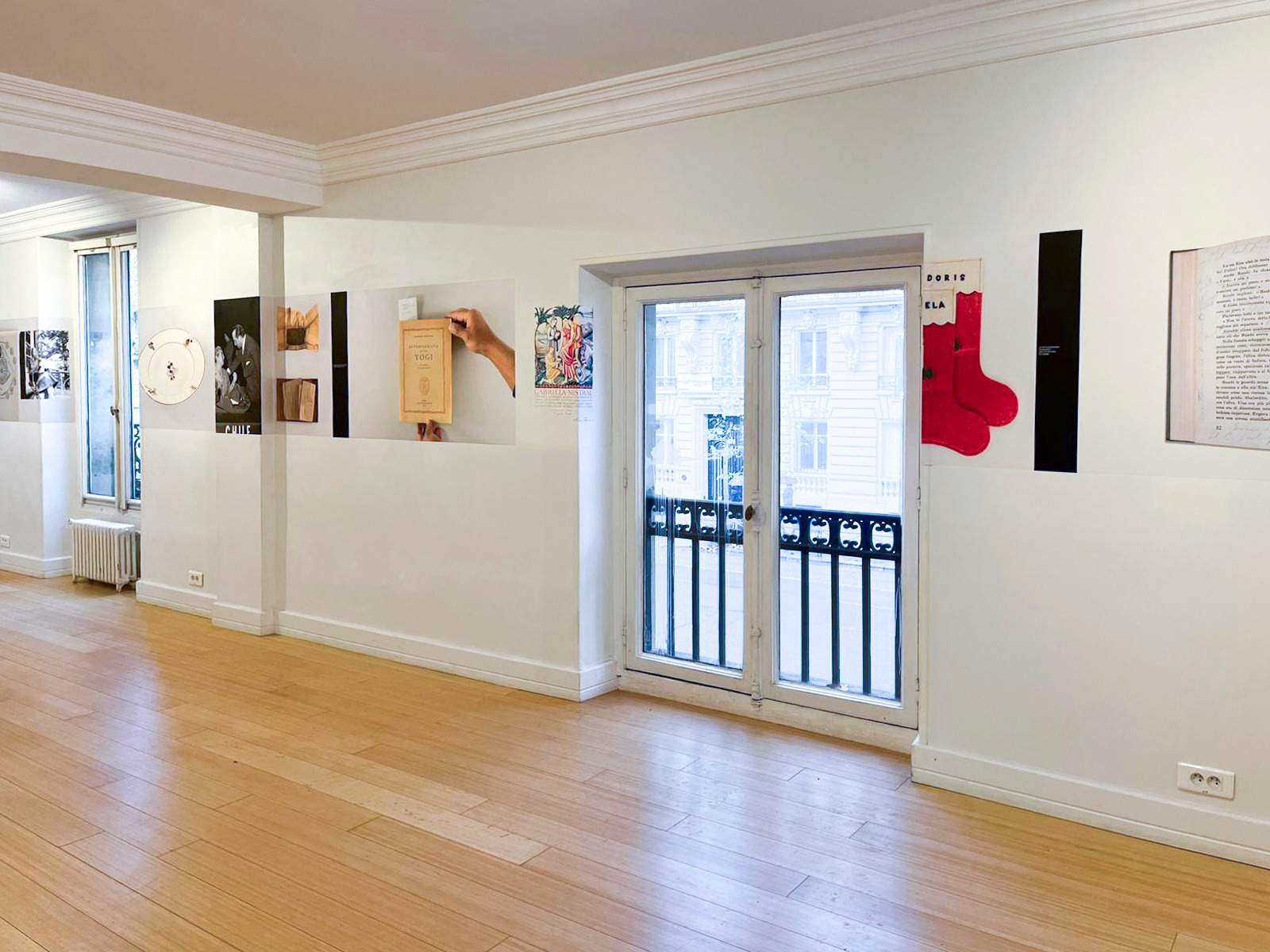 Exhibición Constelación Mistral en Paris