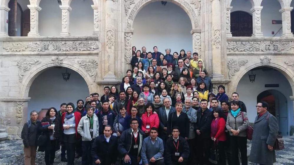 Participantes en el Museo Nacional de Etnografía y Folklore (MUSEF), sede del encuentro.