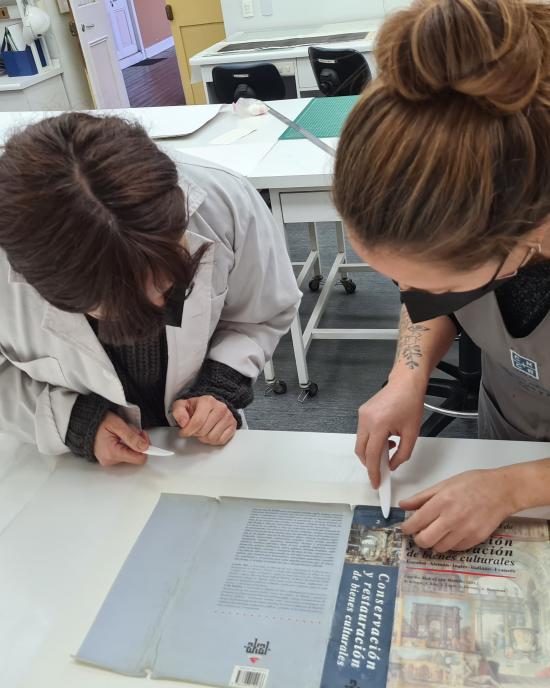 Intervención de libro en la UPGD